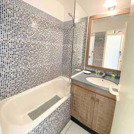 Appt Frimousse Vue Mer & Piscine Cap Esterel Agay Apartment